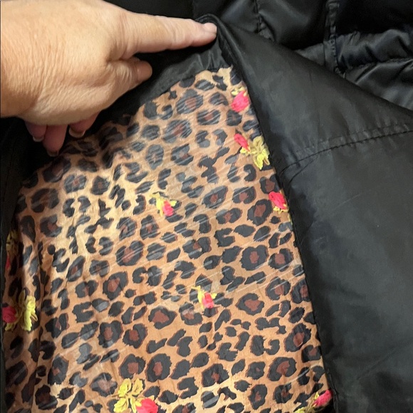 Betsey Johnson Black Puffer Coat - Picture 11 of 12